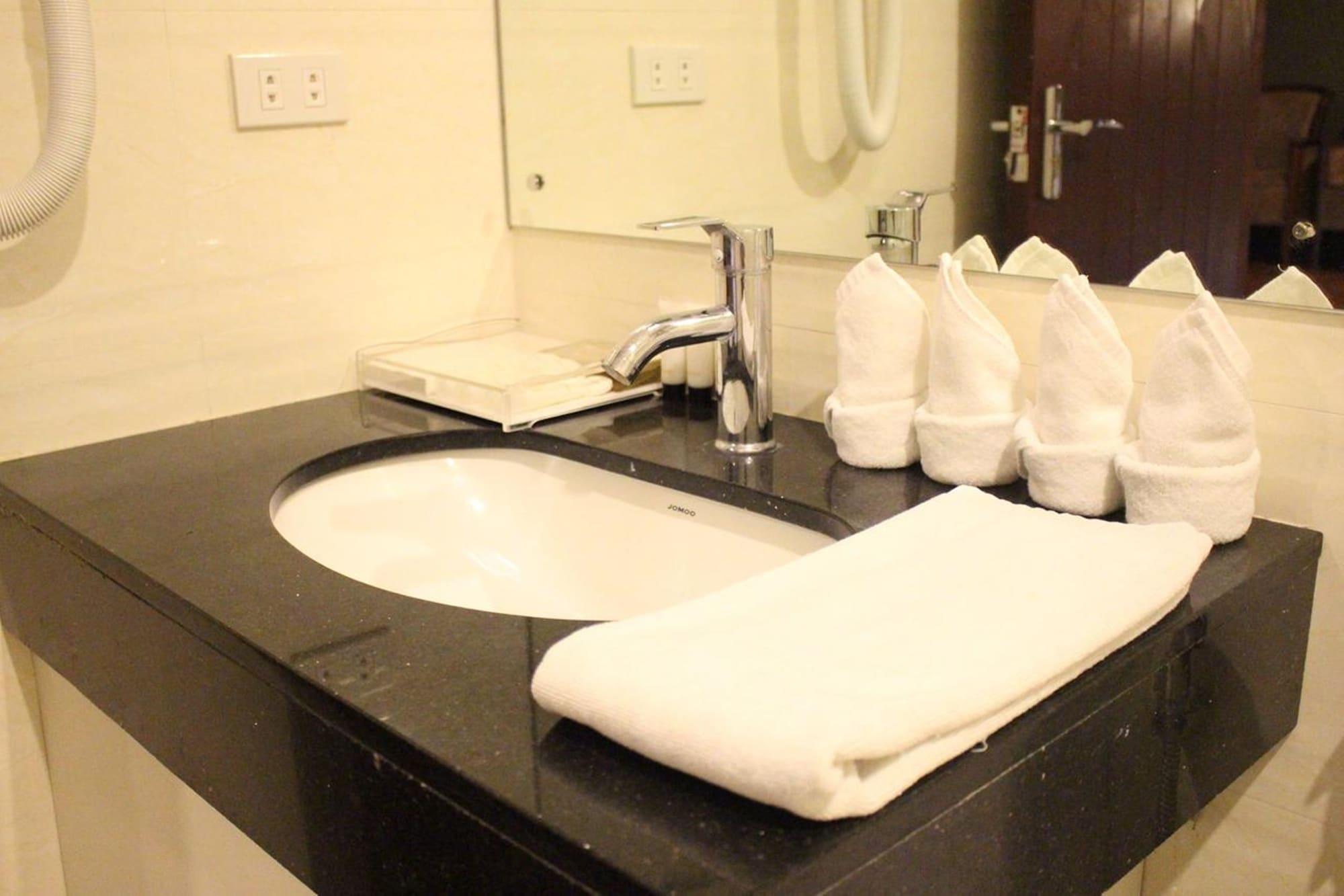 Baguio Crown Legacy Hotel Baguio City Kültér fotó